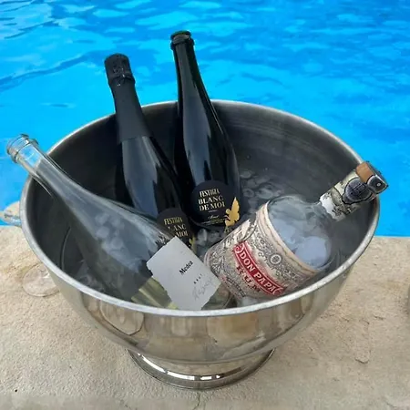 Istrian Melany * Воднян