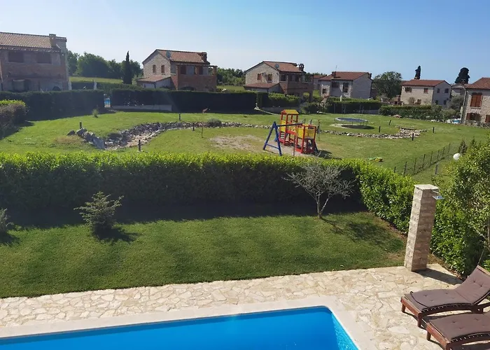 Istrian Melany * 沃德年